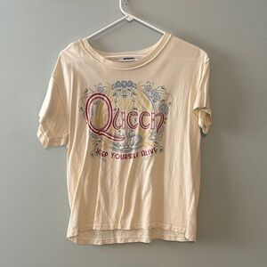 Daydreamer Cream tee